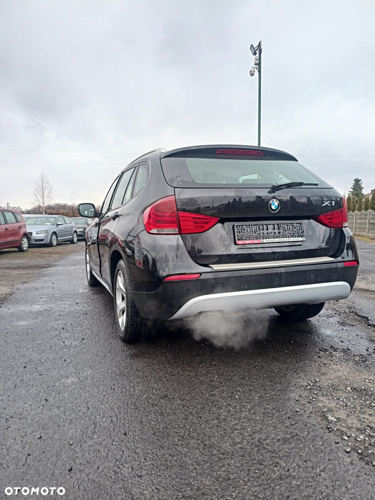 BMW X1 sDrive18i Sport Line - 9