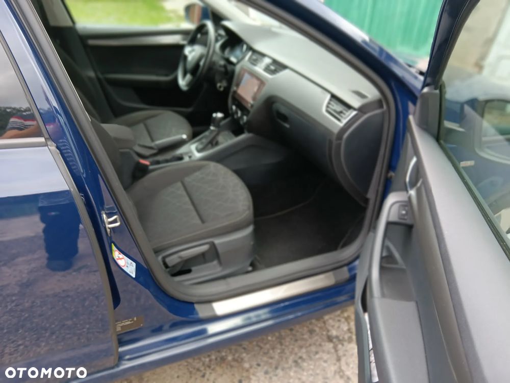 Skoda Octavia 2.0 TDI DSG Clever - 3
