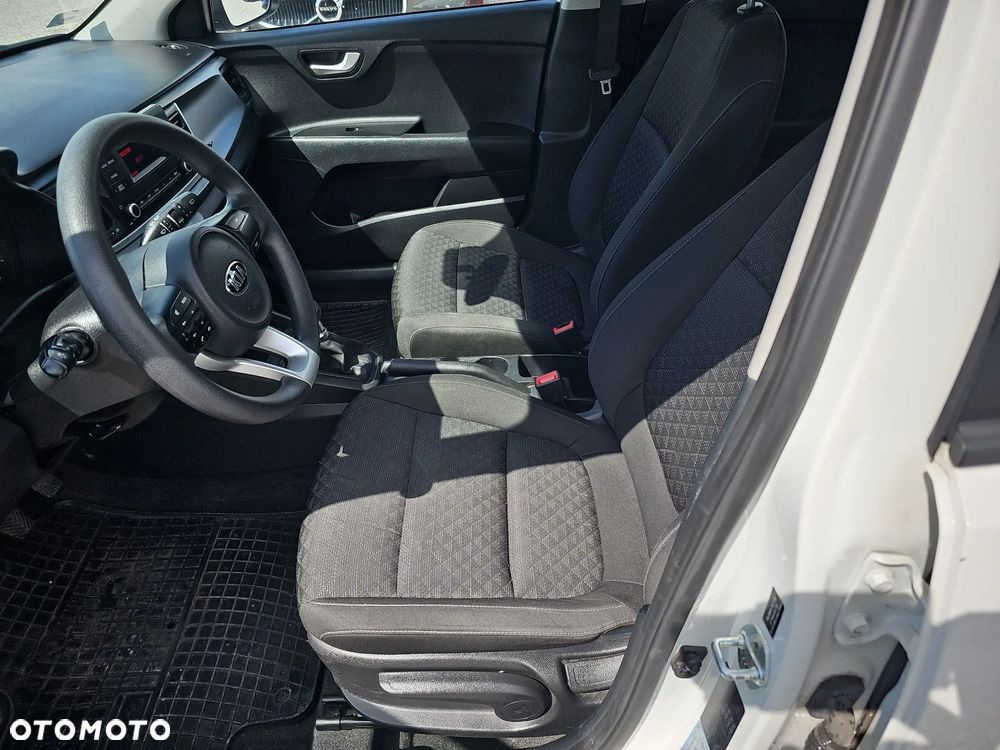Kia Rio 1.2 M - 23