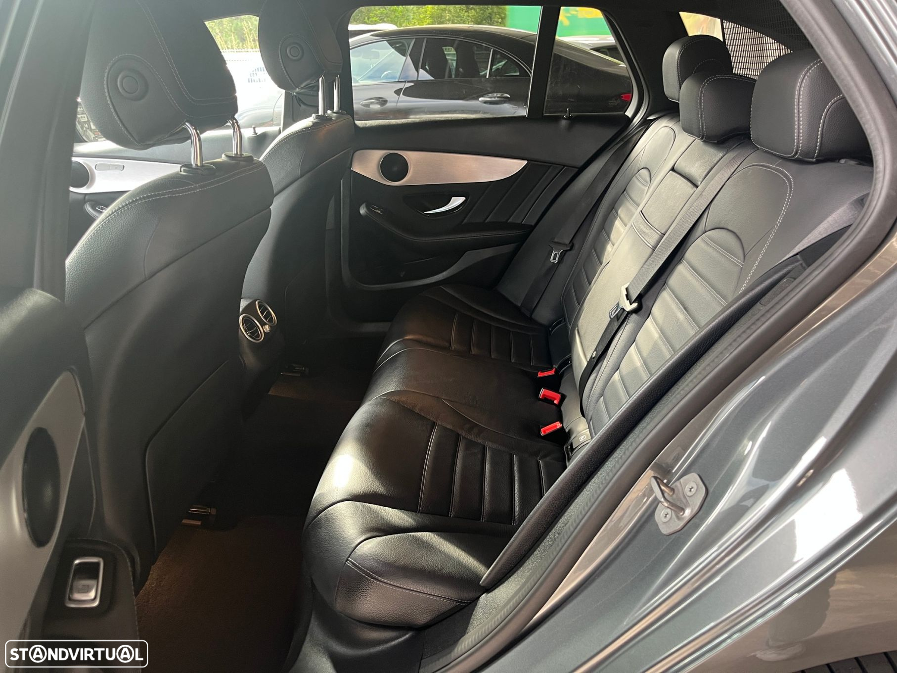 Mercedes-Benz C 300 de AMG Line - 49