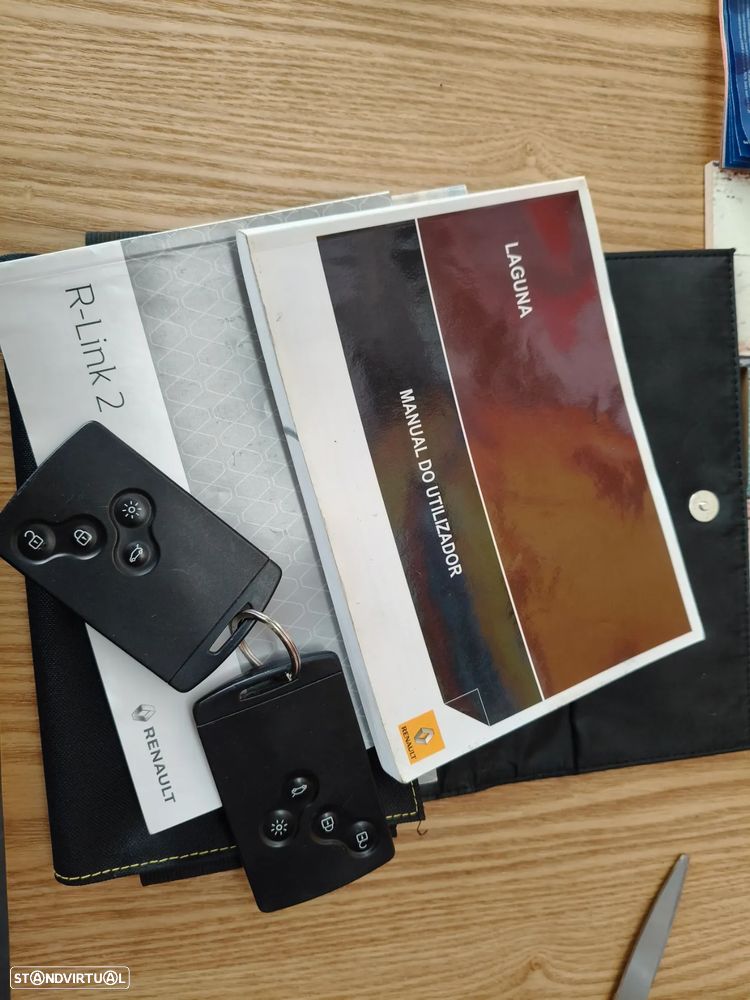 Renault Laguna Break 2.0 dCi Initiale - 28