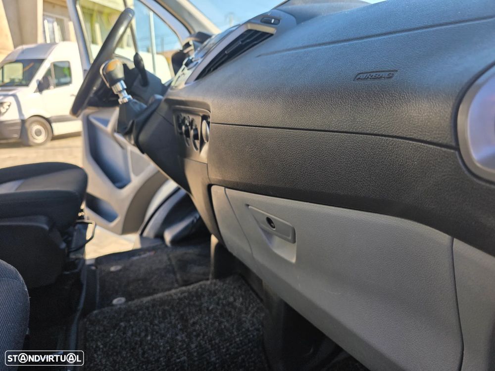 Ford Transit Custom 2.2 TDCI 270 L1 - 19