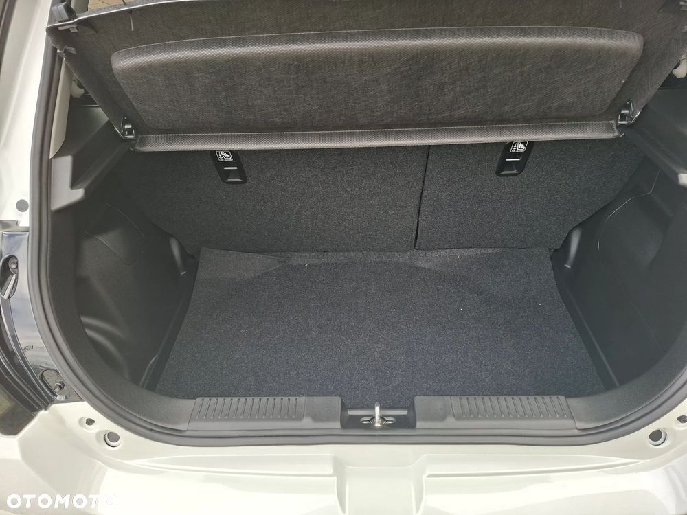 Suzuki Swift 1.2 Dualjet SHVS Premium Plus - 17