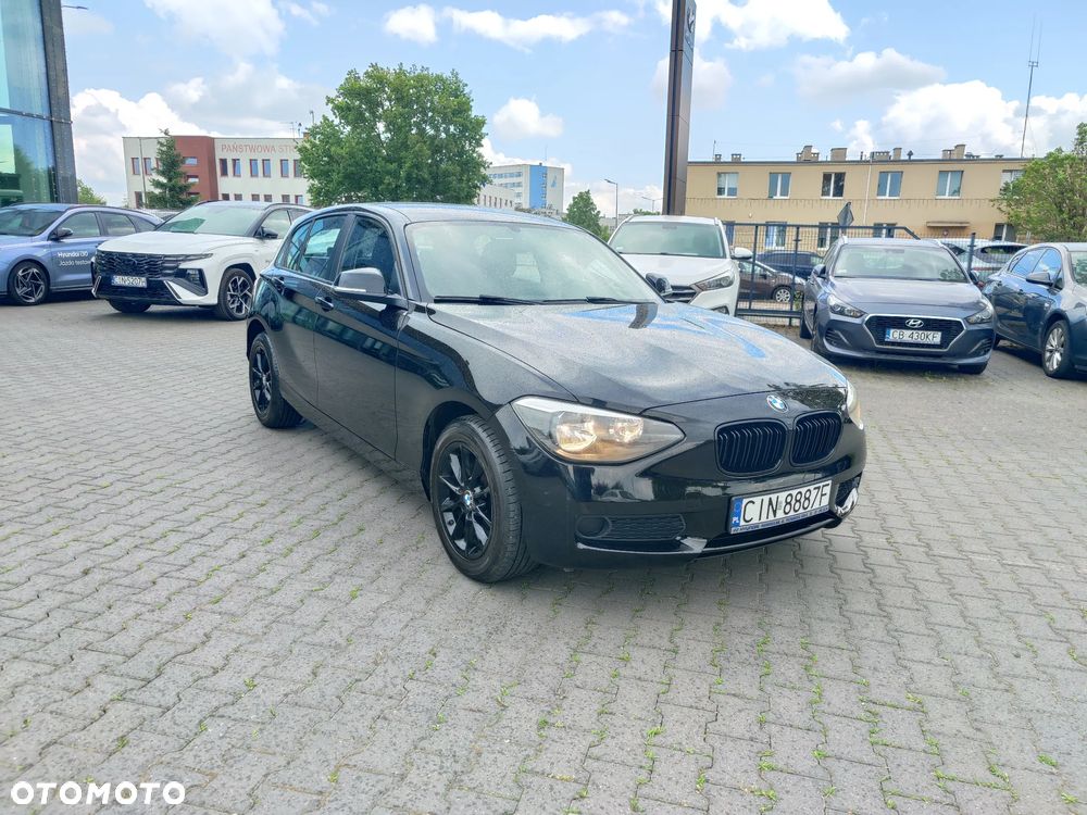 BMW Seria 1 116i - 8