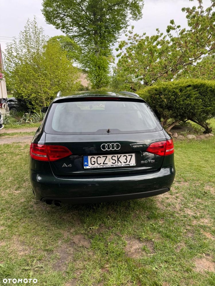 Audi A4 Avant - 8