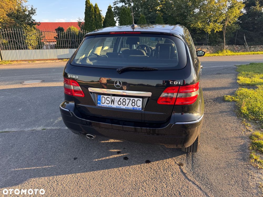 Mercedes-Benz Klasa B 180 CDI - 6