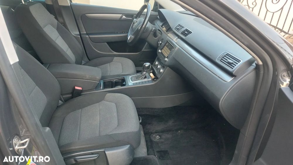Volkswagen Passat 2.0 TDI DSG BlueMotion Technology Comfortline - 10