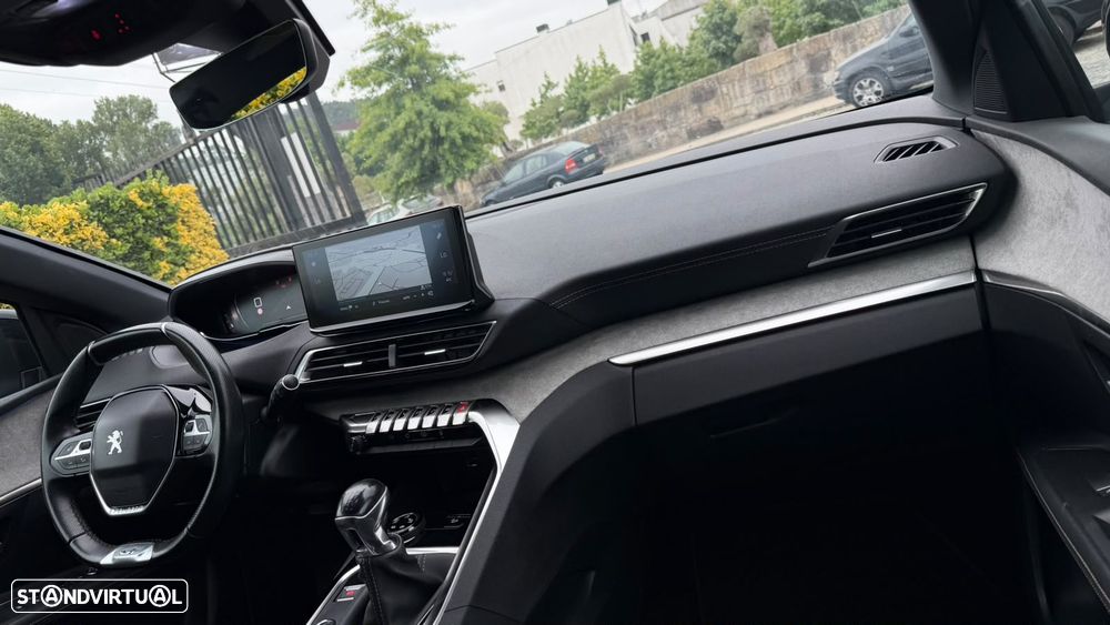 Peugeot 3008 1.2 PureTech GT - 10