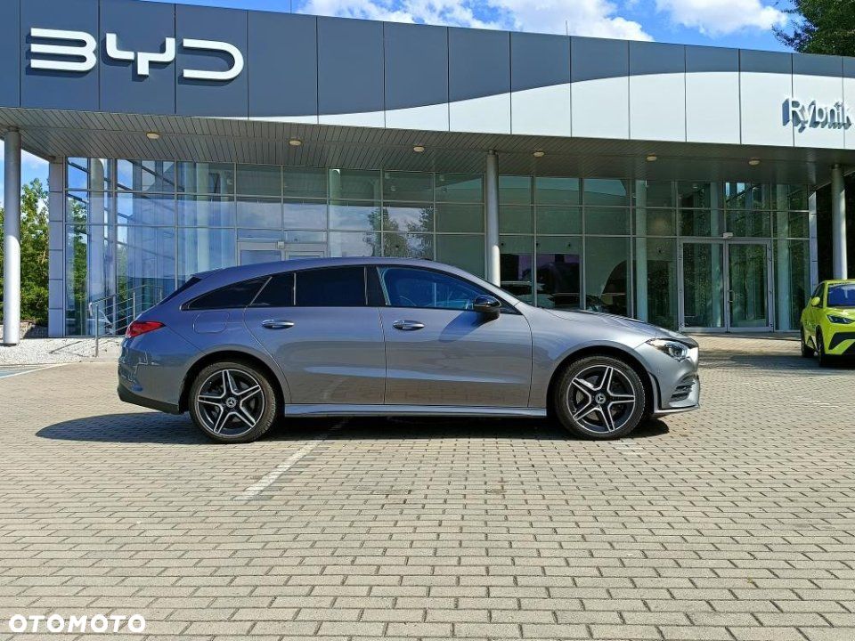 Mercedes-Benz CLA - 4