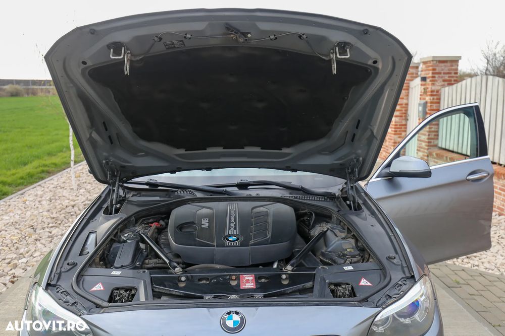 BMW Seria 5 525d Aut. - 13
