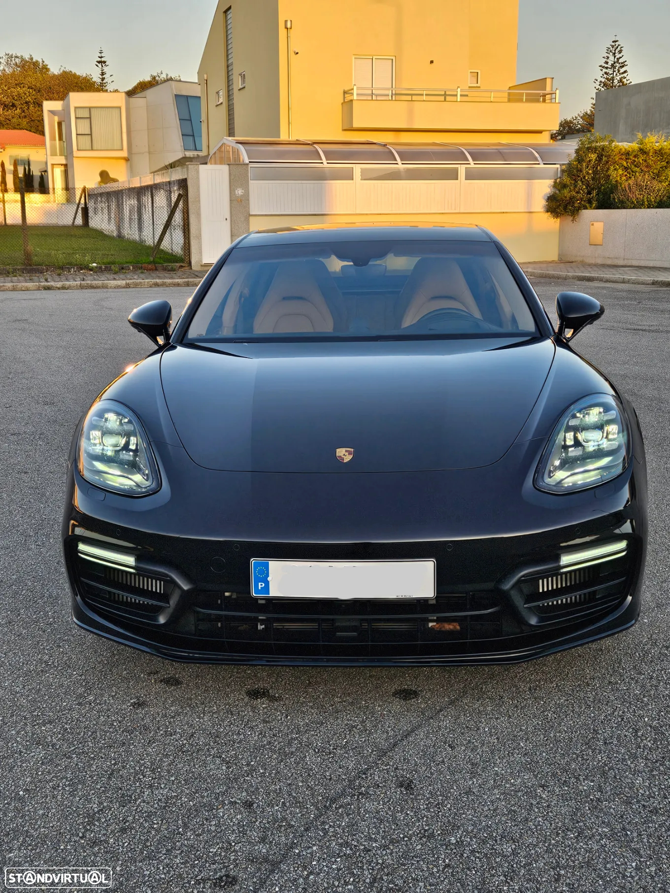 Porsche Panamera 4 E-Hybrid - 3