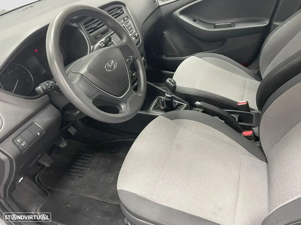Hyundai i20 - 7