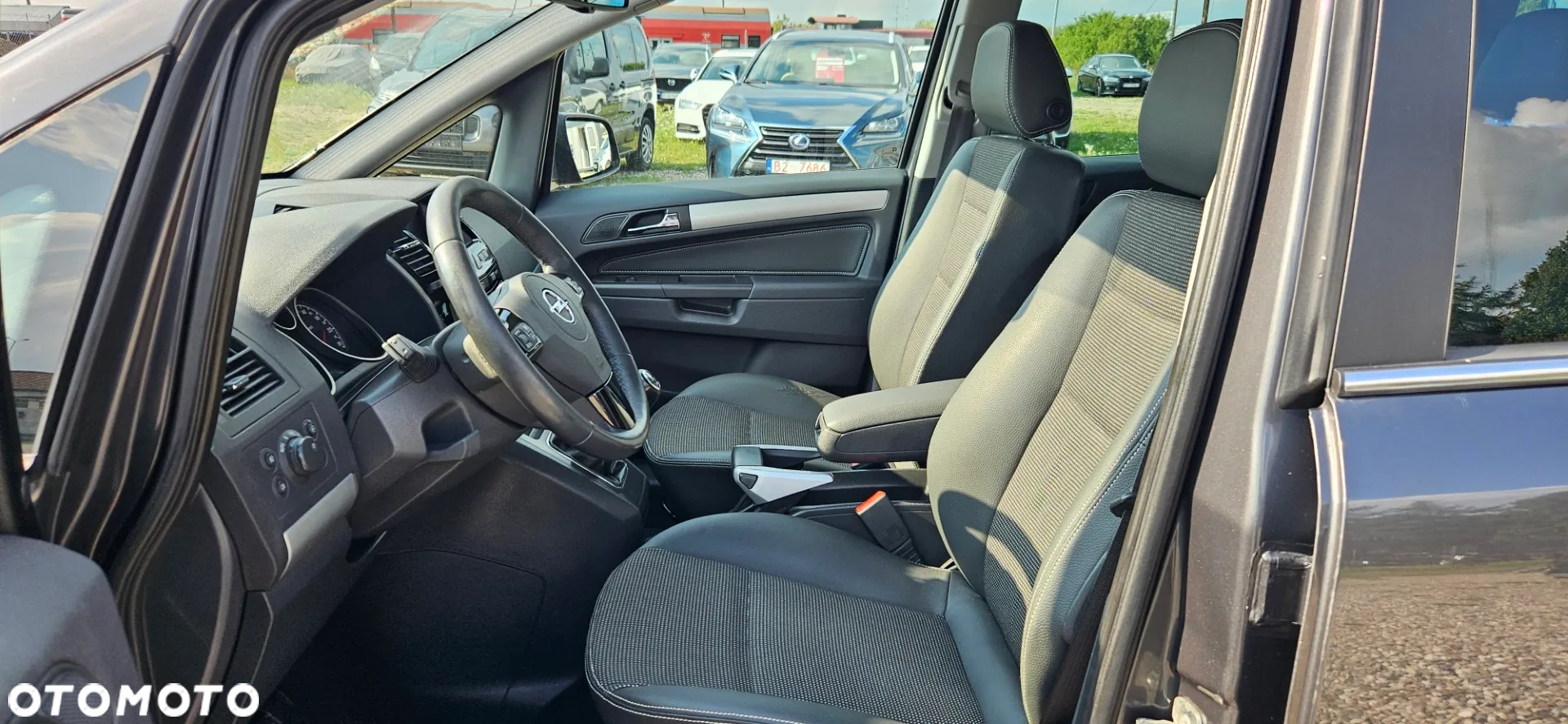 Opel Zafira 1.8 Cosmo - 18