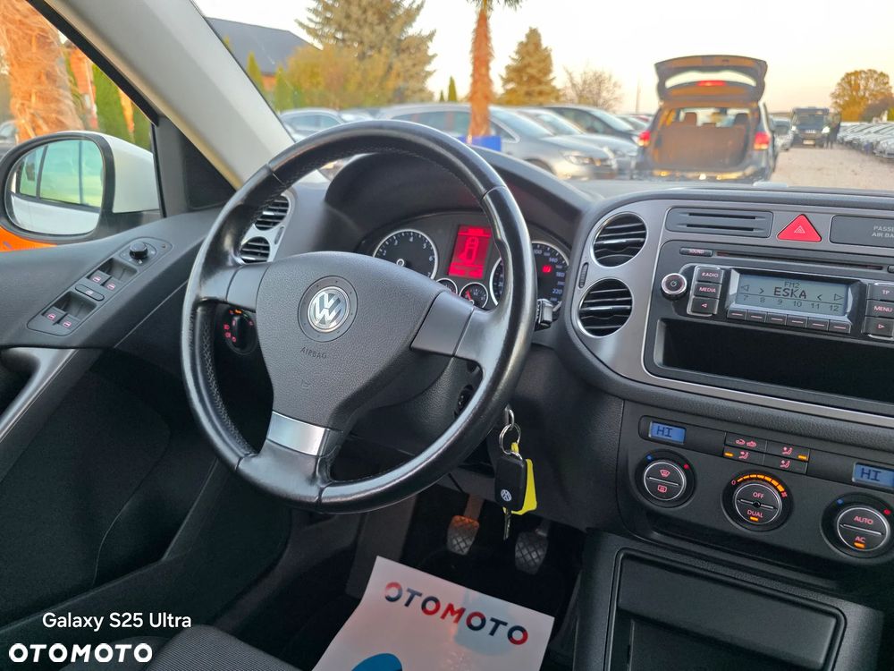 Volkswagen Tiguan 1.4 TSI Sport & Style - 36