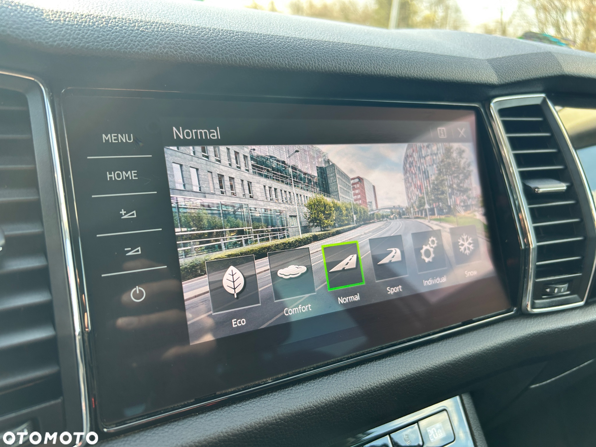 Skoda Kodiaq 2.0 TSI 4x4 L&K DSG - 27