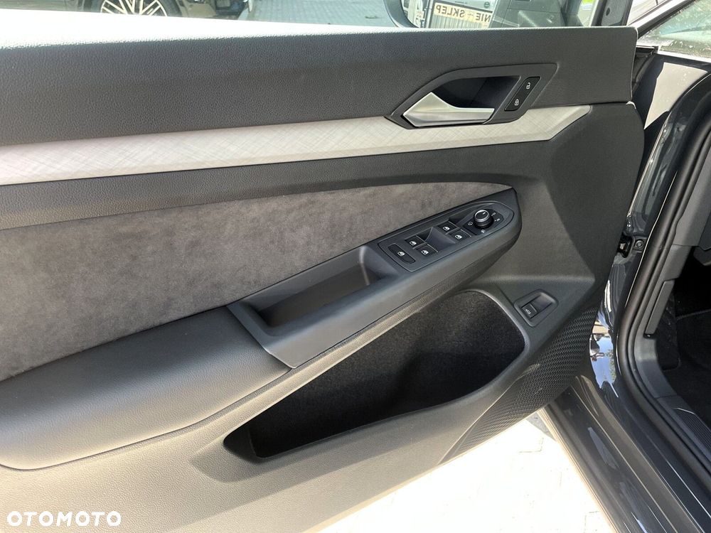 Volkswagen Golf Variant 2.0 TDI Life - 11