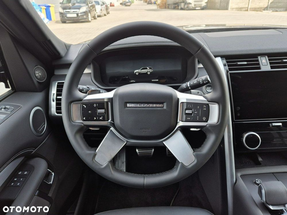 Land Rover Discovery - 25