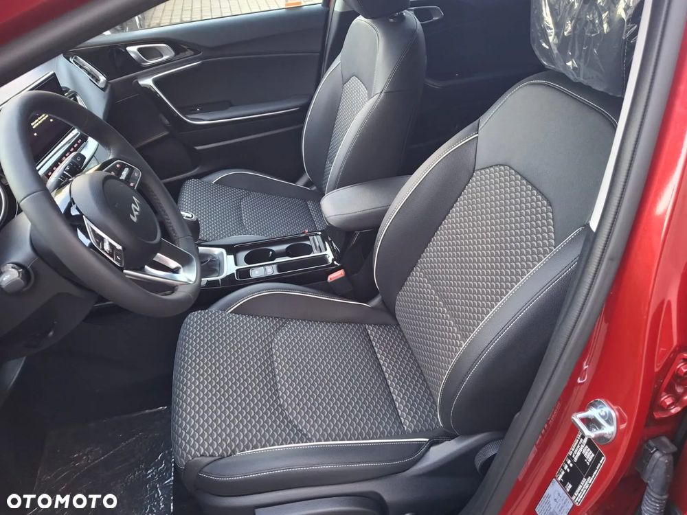 Kia Ceed 1.5 T-GDI Tribute - 9