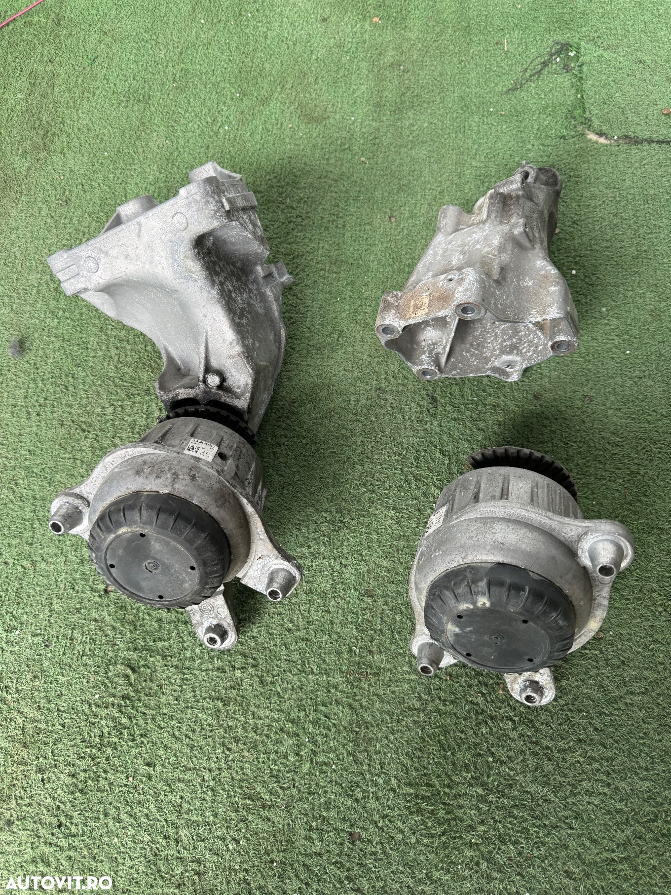 Tampon suport motor stanga dreapta Mercedes C class w205 - 2