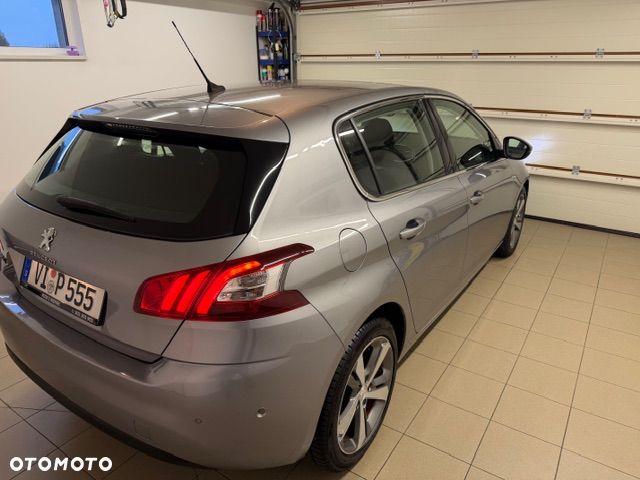 Peugeot 308 PureTech 110 Stop & Start Style - 11