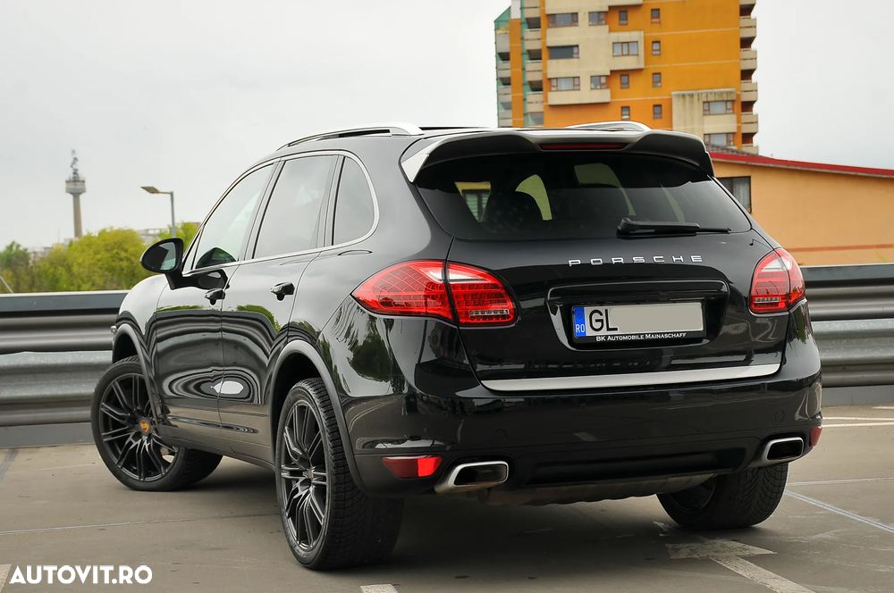 Porsche Cayenne 3.0TD TipTronic - 4