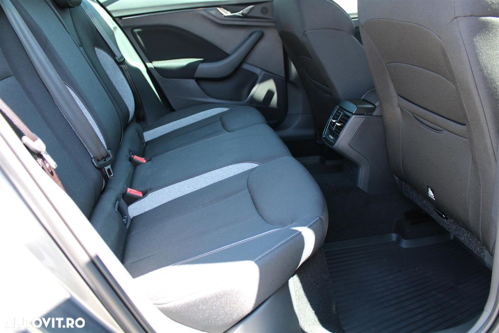 Skoda Kamiq 1.0 TSI DSG Selection - 14