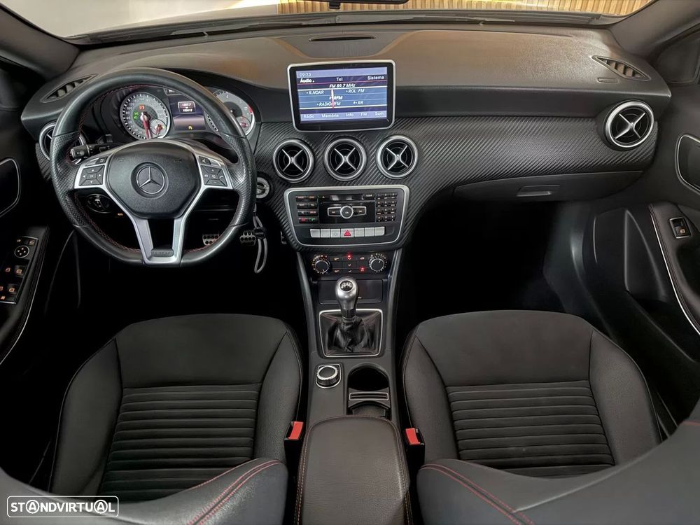 Mercedes-Benz A 180 d AMG Line - 2