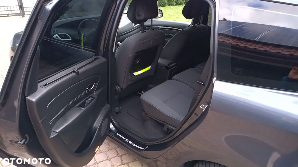 Renault Scenic 1.6 16V Authentique - 8