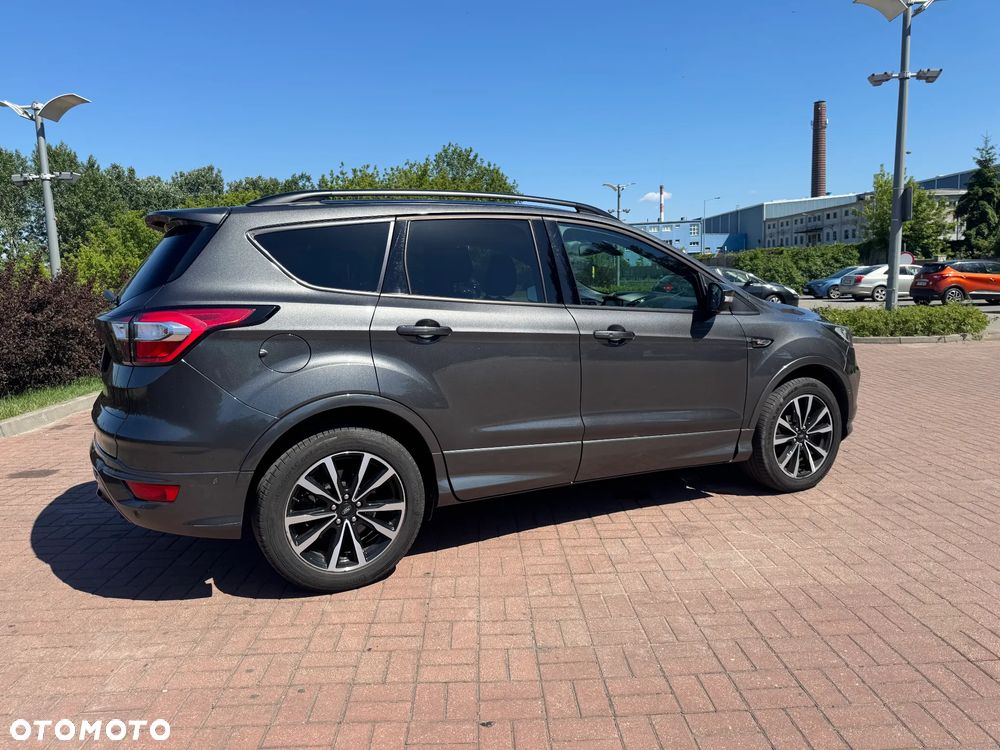 Ford Kuga 1.5 EcoBoost FWD ST-Line - 11
