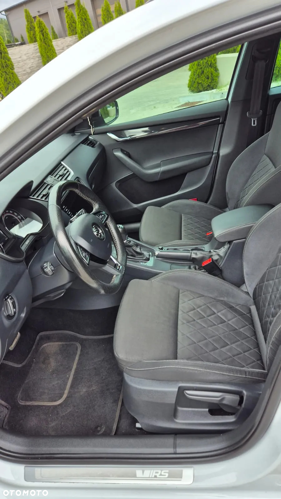 Skoda Octavia 2.0 TDI RS DSG - 17