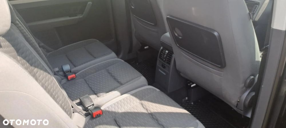 Volkswagen Touran 2.0 TDI DPF Life - 19