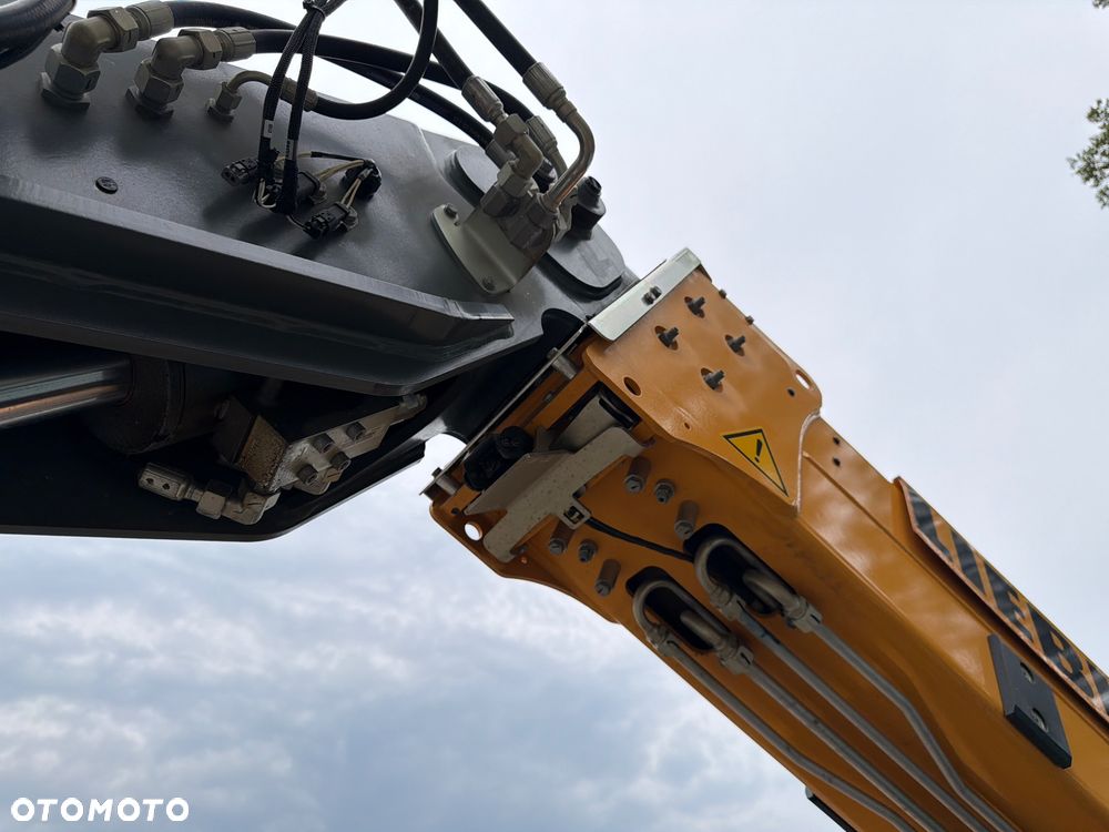 Liebherr Ładowarka Teleskopowa T36-7s - 31