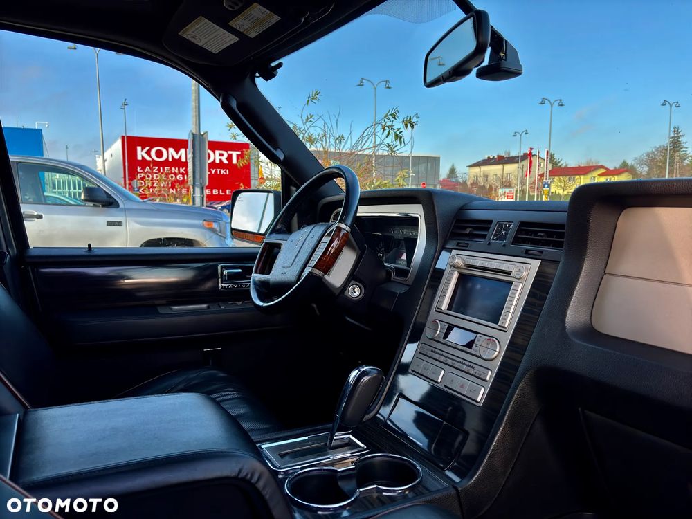 Lincoln Navigator 5.4 2WD Luxury - 15