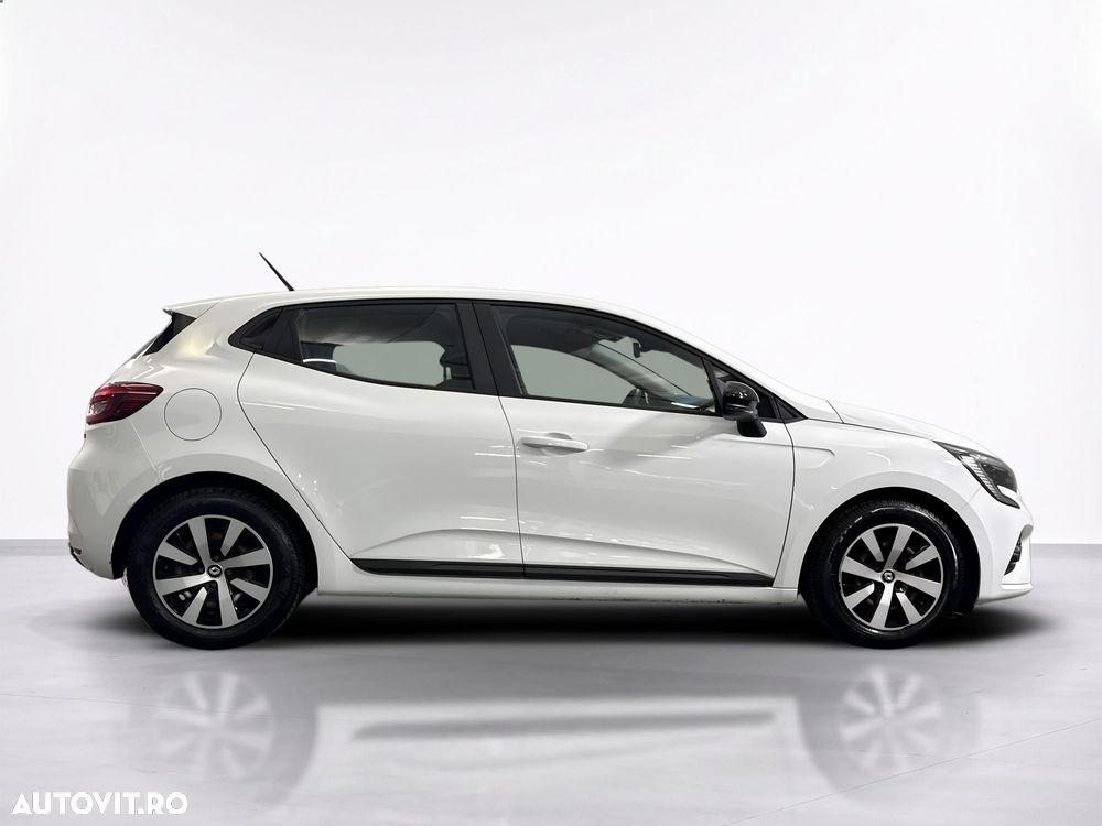 Renault Clio - 7