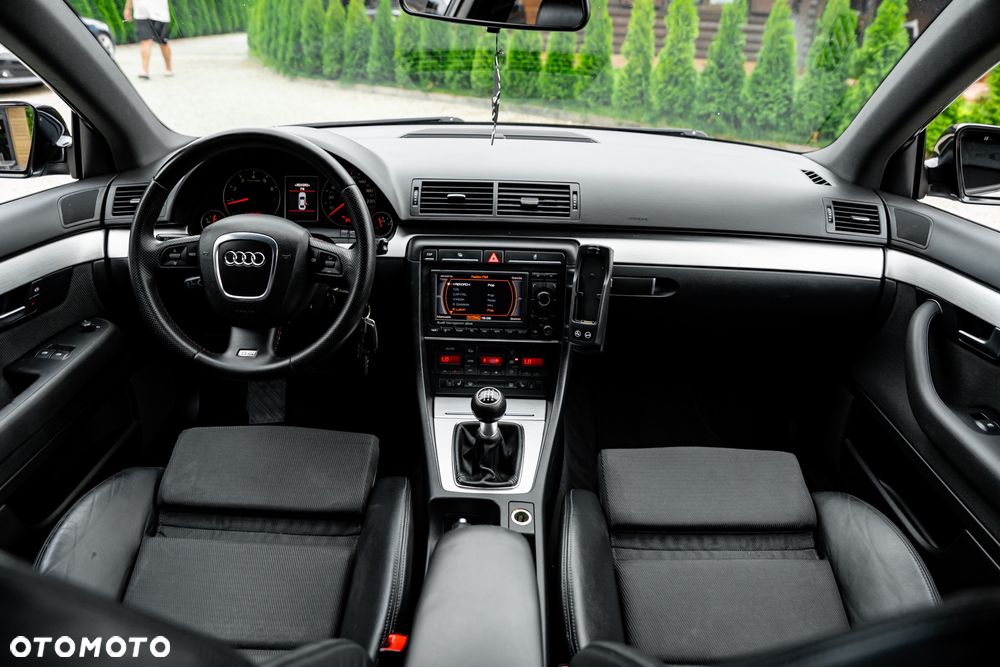 Audi A4 Avant 1.8T - 26