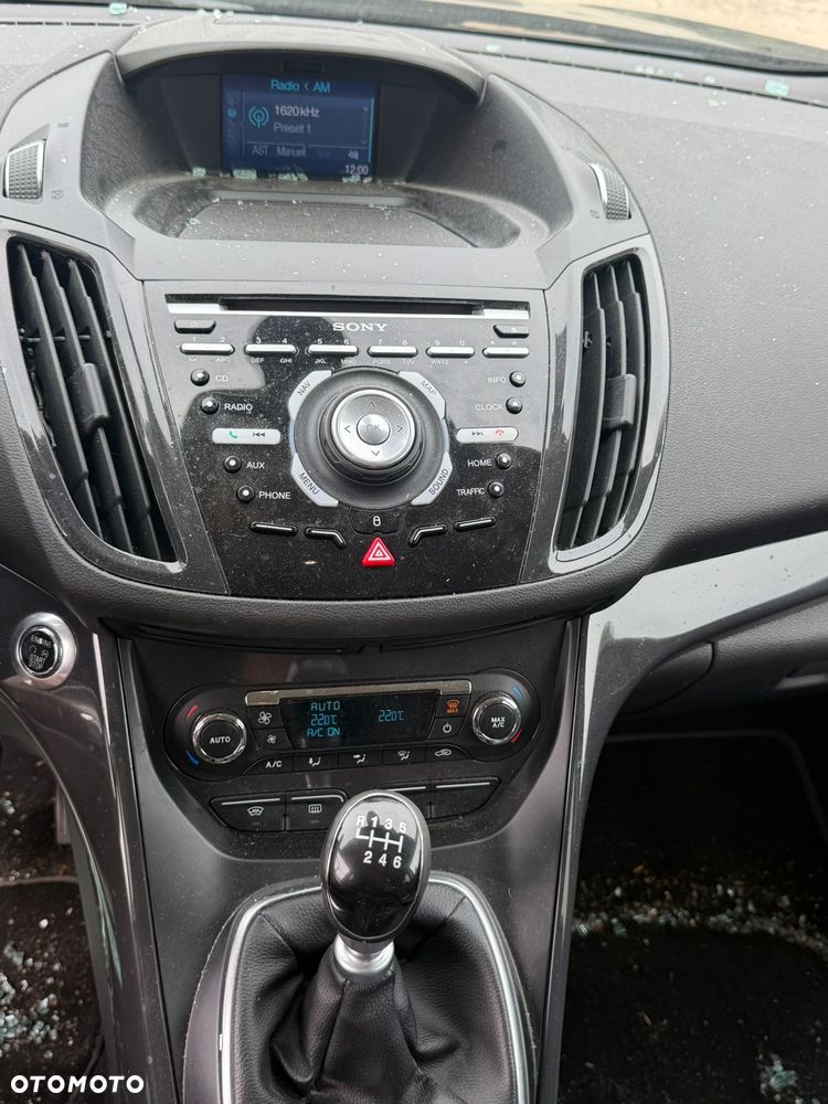 Ford Kuga - 19