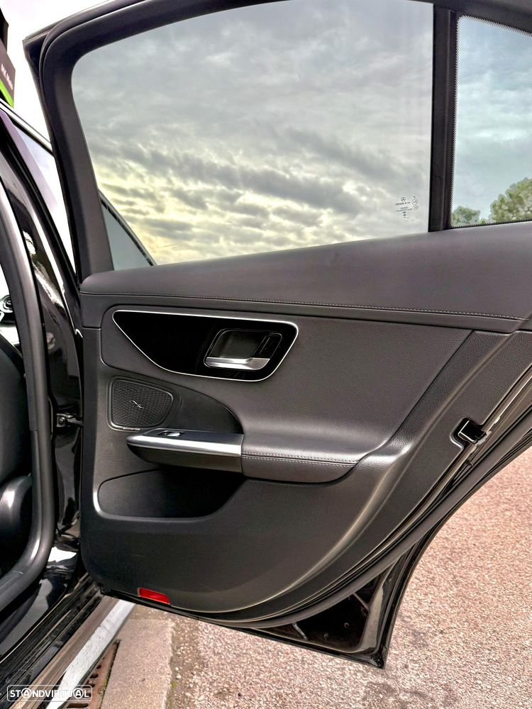 Mercedes-Benz C 300 e T 9G-TRONIC Edition AMG Line - 19