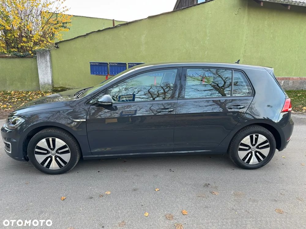 Volkswagen Golf - 3