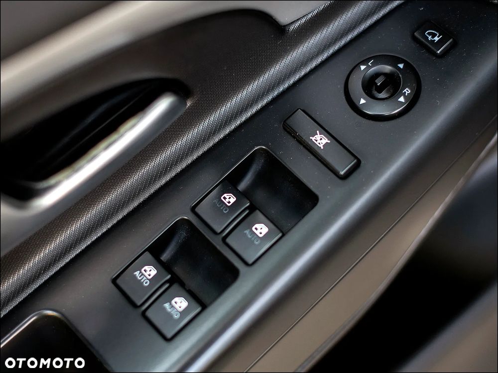 Kia Ceed - 31