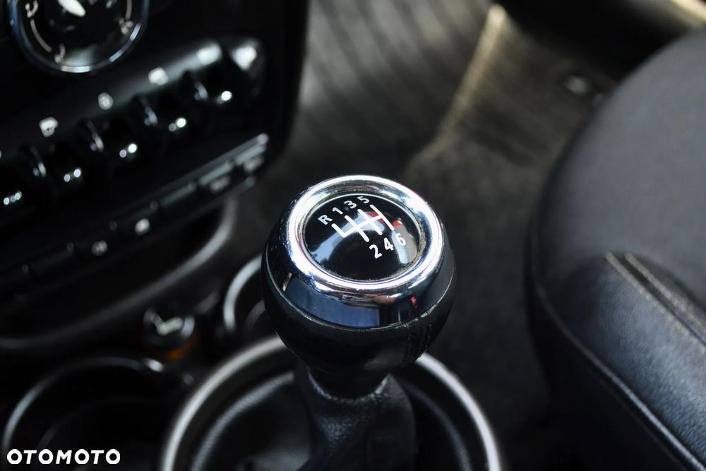 MINI Countryman Cooper D ALL4 - 21