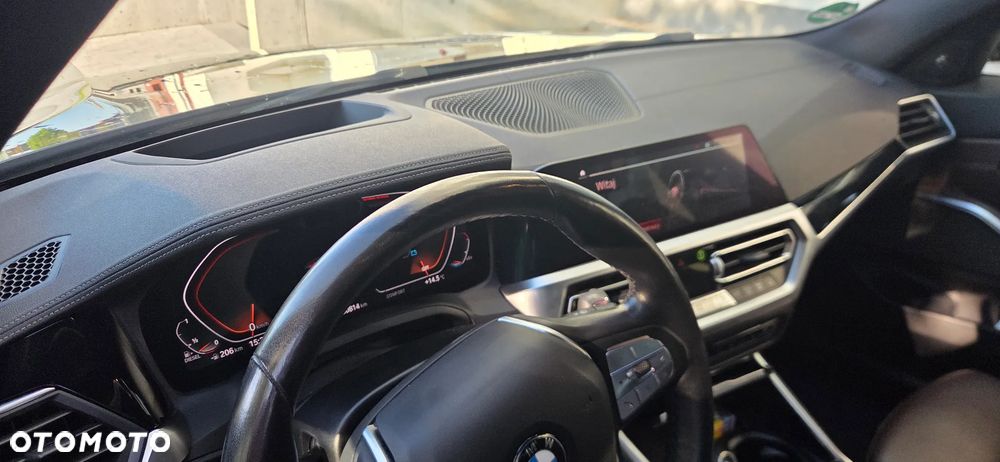 BMW Seria 3 318d Sport Line - 17