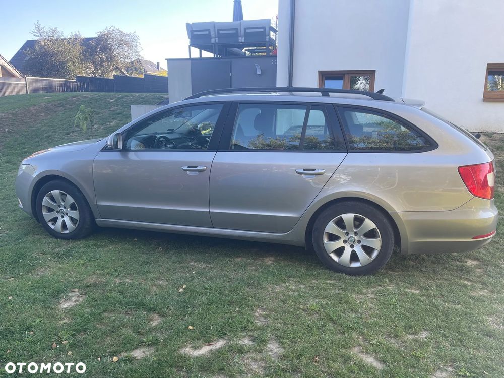 Skoda Superb 1.6 TDI Active Greenline - 8
