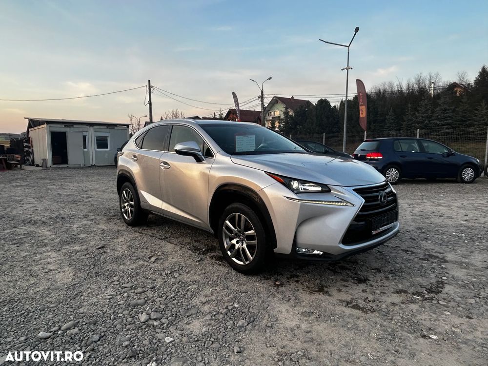 Lexus Seria NX 300h E-FOUR - 4