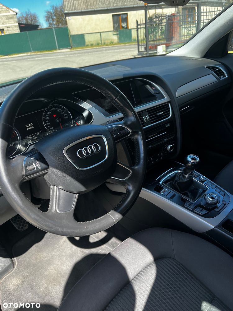 Audi A4 Limousine - 23