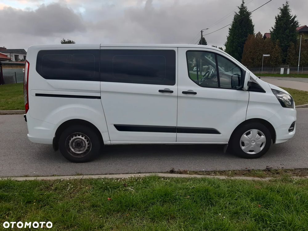 Ford Transit Custom - 13