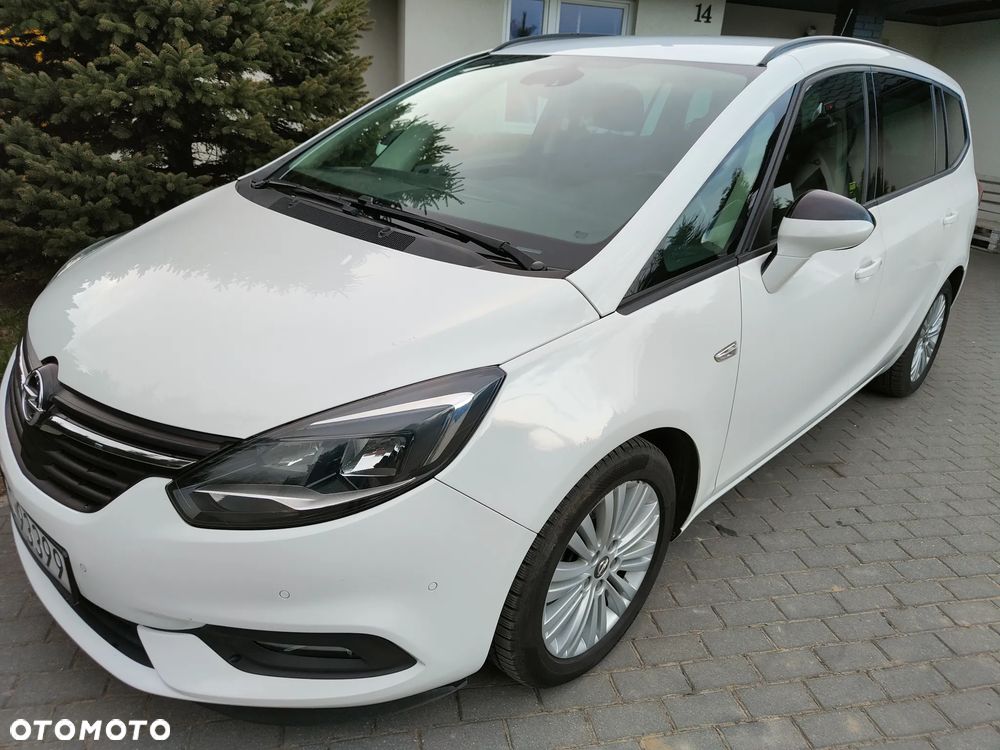 Opel Zafira 2.0 D (CDTI) Automatik Edition - 3
