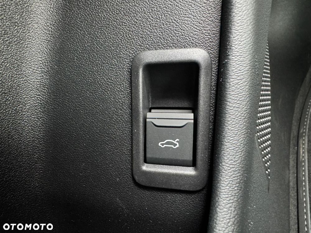 Audi A6 Avant TDI mHEV Quattro S tronic - 14