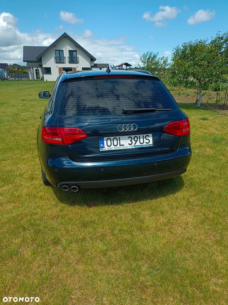 Audi A4 Avant - 8