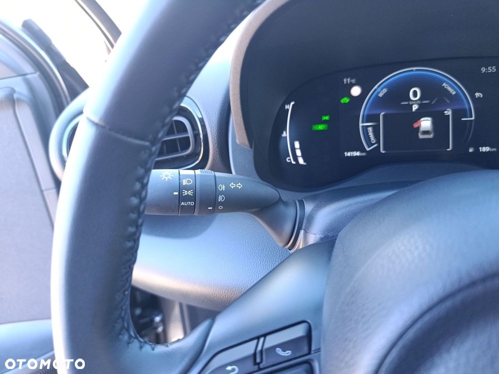 Toyota Yaris Cross Hybrid 1.5 Comfort - 31