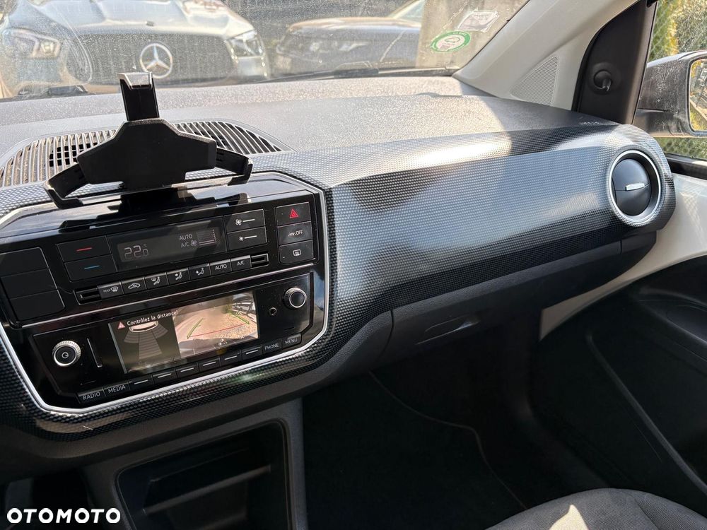 Volkswagen up! e-up - 22